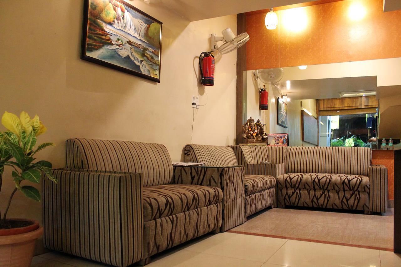 Hotel Swayam Jabalpur Buitenkant foto