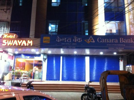 Hotel Swayam Jabalpur Buitenkant foto
